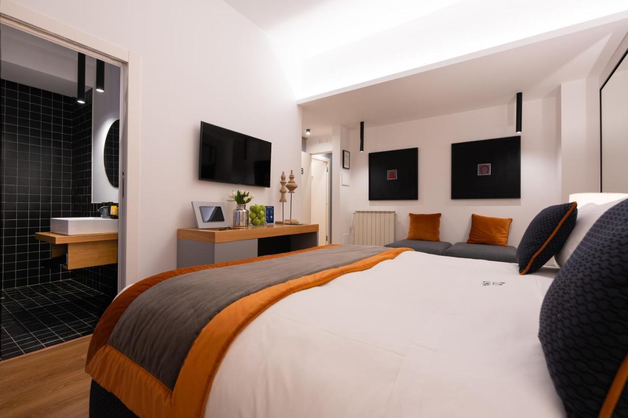 Lemummarellesuite Naples Luaran gambar