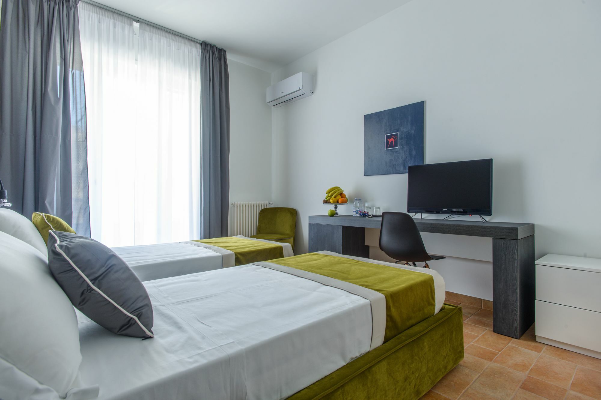 Lemummarellesuite Naples Luaran gambar